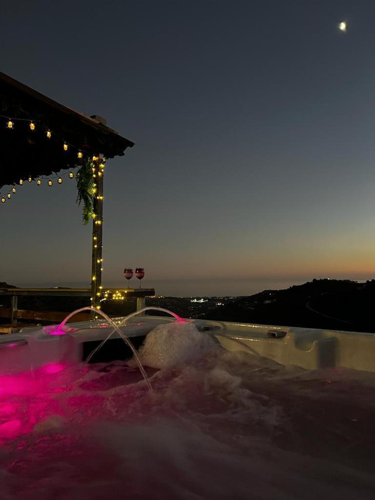 Casa Rural Malaga Monkey Love Con Jacuzzi Iznate Luaran gambar